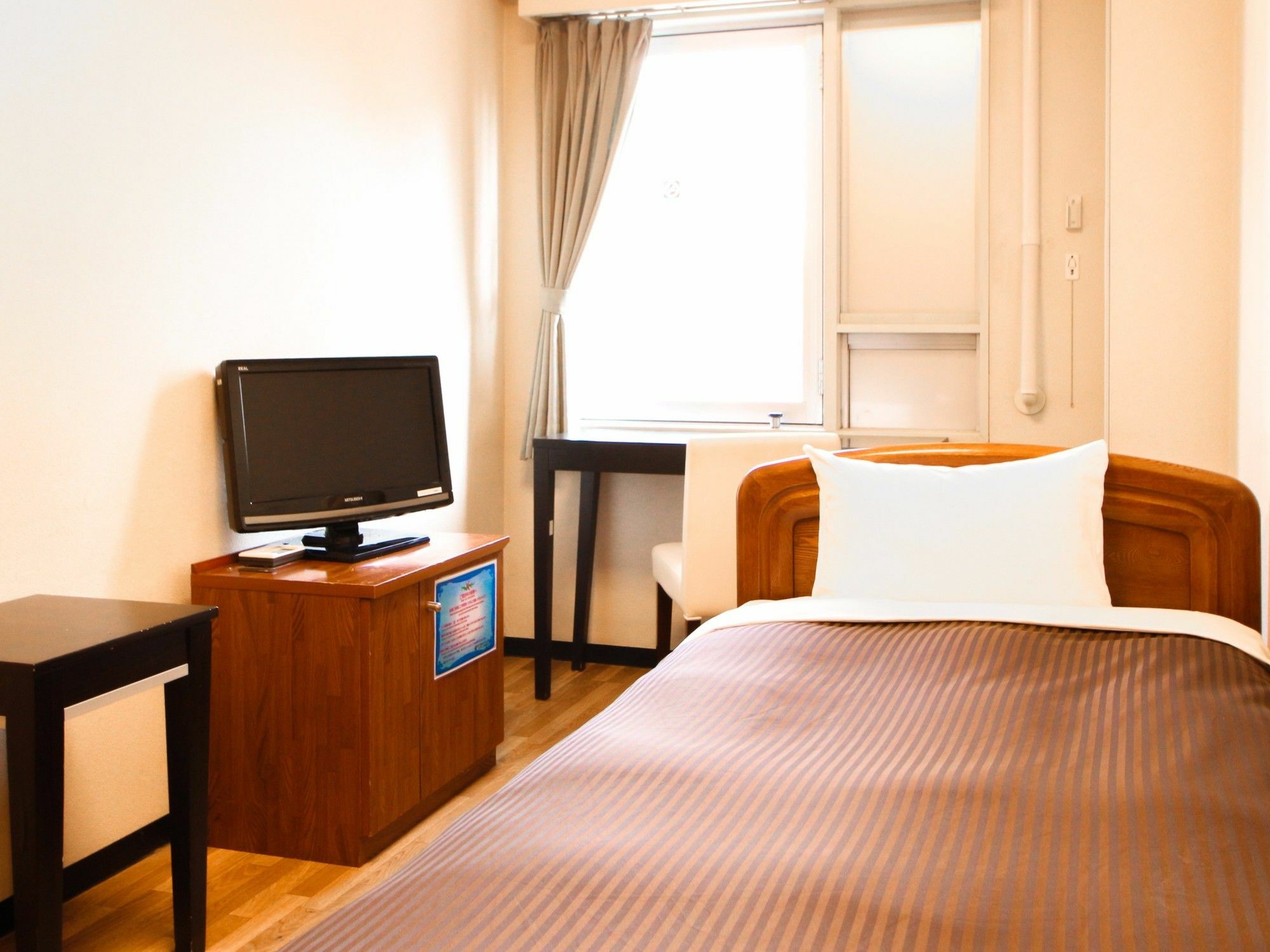Hotel Livemax Budget Kawasaki Ekimae Kültér fotó